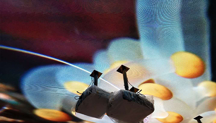 貴州遵義室內(nèi)P4全彩LED天幕屏項(xiàng)目安裝完成